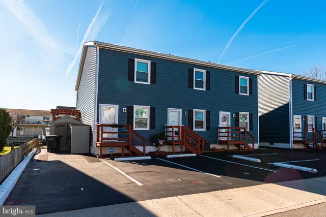 $2,000 | 131 Newport Bay Drive, Unit 2, Ocean City, MD 21842