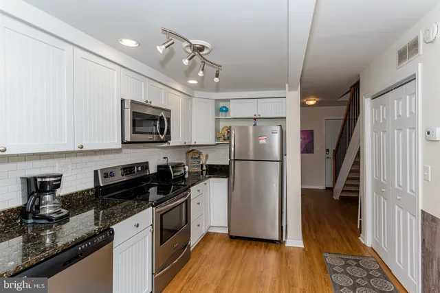 $2,000 | 131 Newport Bay Drive, Unit 2, Ocean City, MD 21842