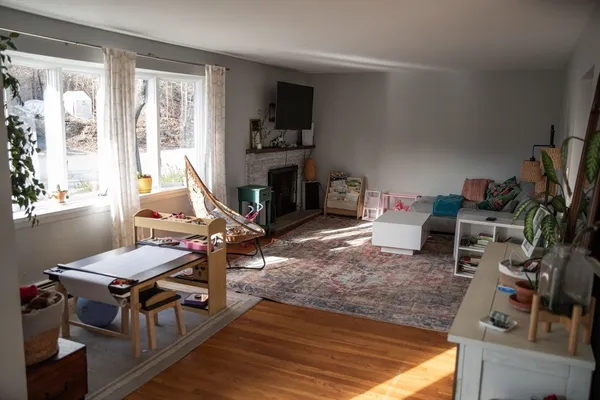 $3,800 | 11 Edgehill Road, Swampscott, MA 01907