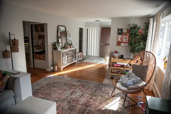 $3,800 | 11 Edgehill Road, Swampscott, MA 01907