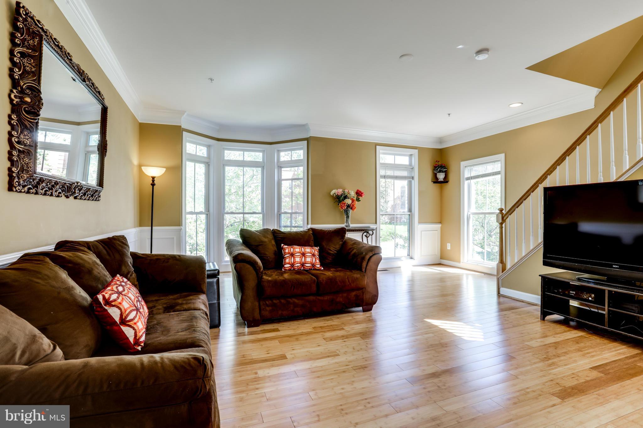 2312 Plyers Mill Road Silver Spring, MD 20902 - Photo 2 of 30 Living Room