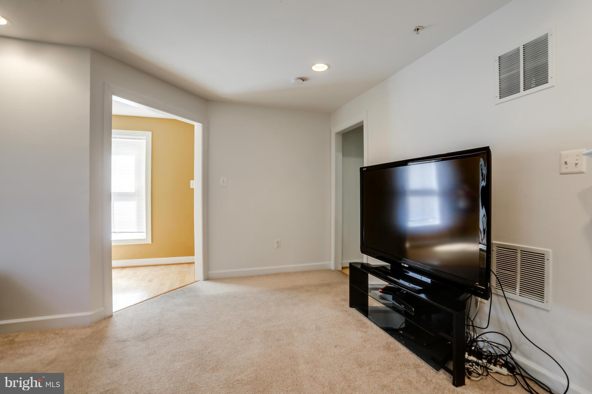 2312 Plyers Mill Road Silver Spring, MD 20902 - Photo 11 of 30 Family Room
