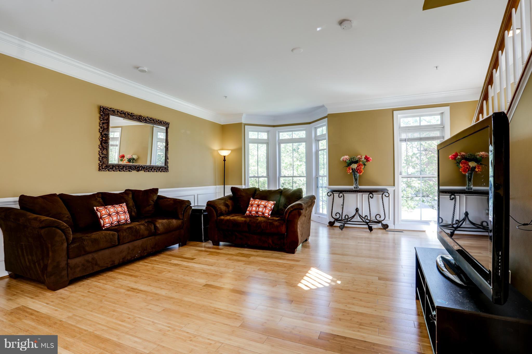 2312 Plyers Mill Road Silver Spring, MD 20902 - Photo 13 of 30 Living Room