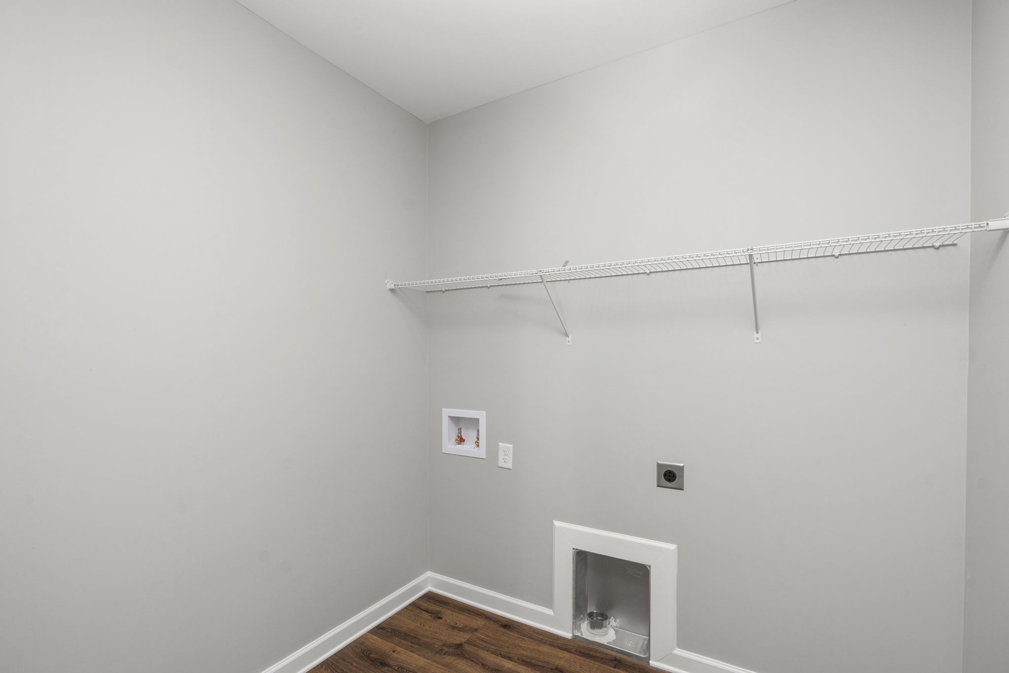 5557 Borthick Road Springfield, TN 37172 - Photo 38 of 48 a view of an empty room