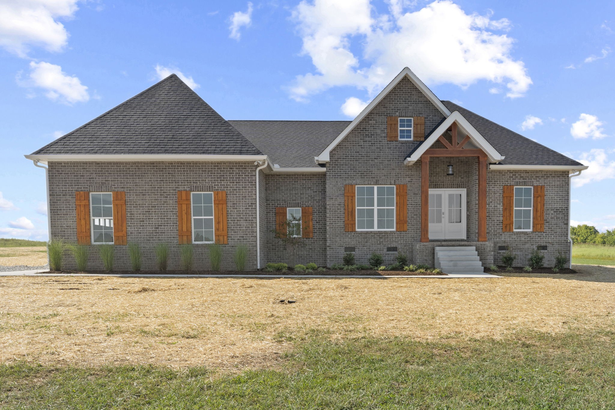 5557 Borthick Road Springfield, TN 37172 - Photo 4 of 48 a front view of a house with a yard