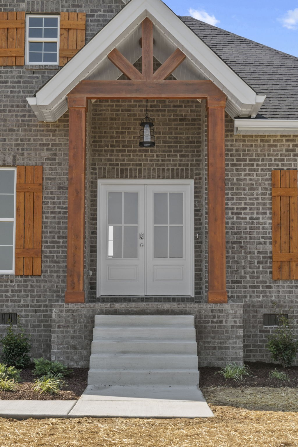 5557 Borthick Road Springfield, TN 37172 - Photo 5 of 48 a front view of a house with a yard