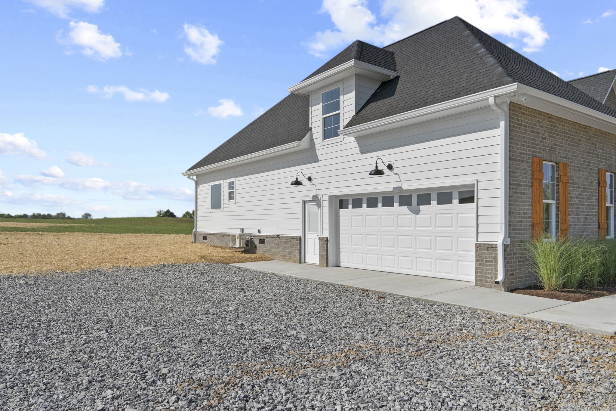 5557 Borthick Road Springfield, TN 37172 - Photo 7 of 48 a view of a house with a patio
