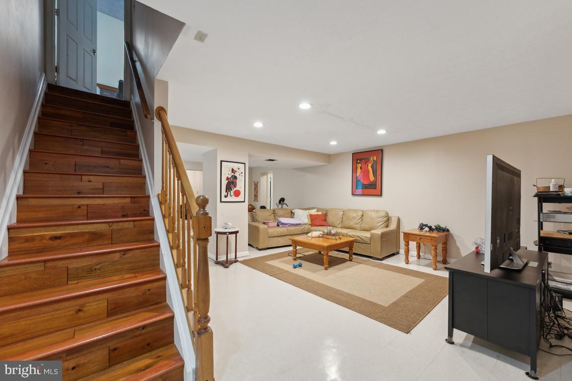 9907 Bald Hill Road Bowie, MD 20721 - Photo 20 of 25 Gallery Image 20