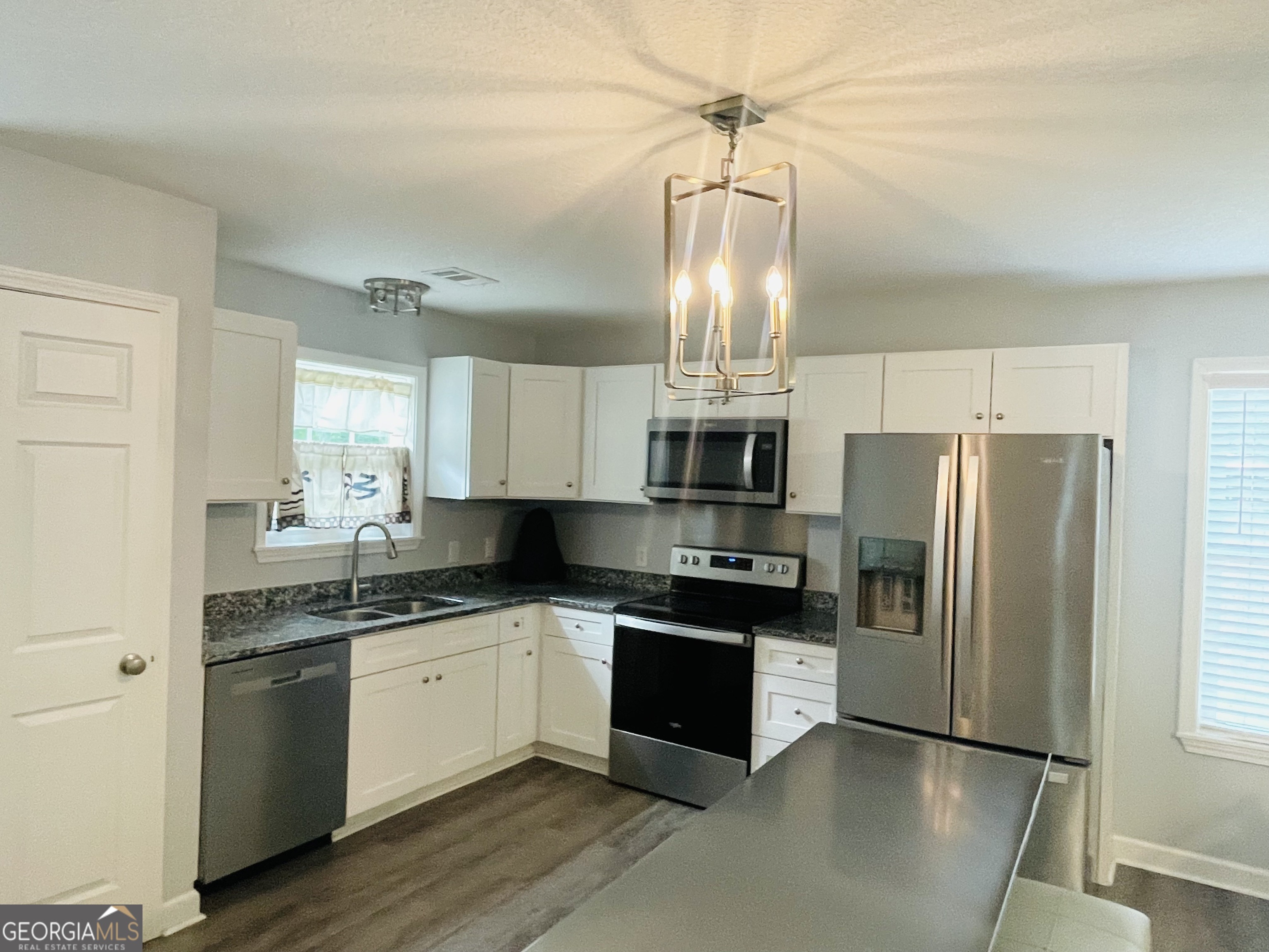119 South Rushing Street Glennville, GA 30427 - Photo 9 of 22