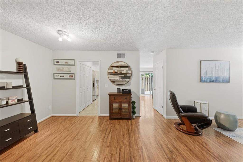 225 Triumph Drive Northwest Atlanta, GA 30327 - Photo 11 of 39