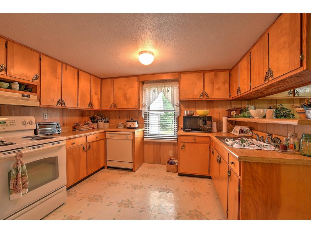 188 Forrest Road Fall Branch, TN 37656 - Photo 26 of 35 Photo 27