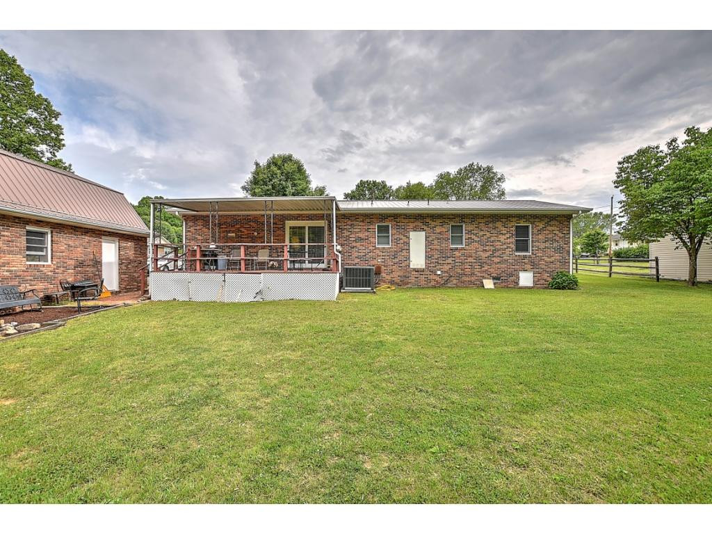 188 Forrest Road Fall Branch, TN 37656 - Photo 10 of 35 Photo 11