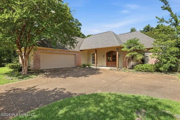 $385,000 | 115 Eastside Drive, Brandon, MS 39047