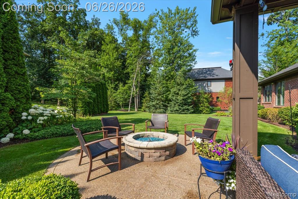 3071 Emeraude Court Rochester, MI 48306 - Photo 6 of 60