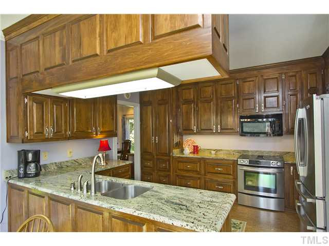 1105 Carlow Court Raleigh, NC 27615 - Photo 5 of 23 Photo 5