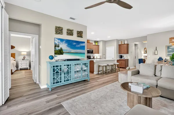 $599,900 | 7246 Southeast Pine Valley Court, Hobe Sound, FL 33455