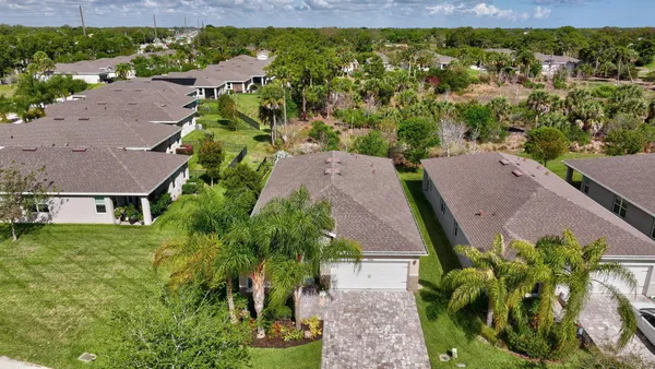 $599,900 | 7246 Southeast Pine Valley Court, Hobe Sound, FL 33455