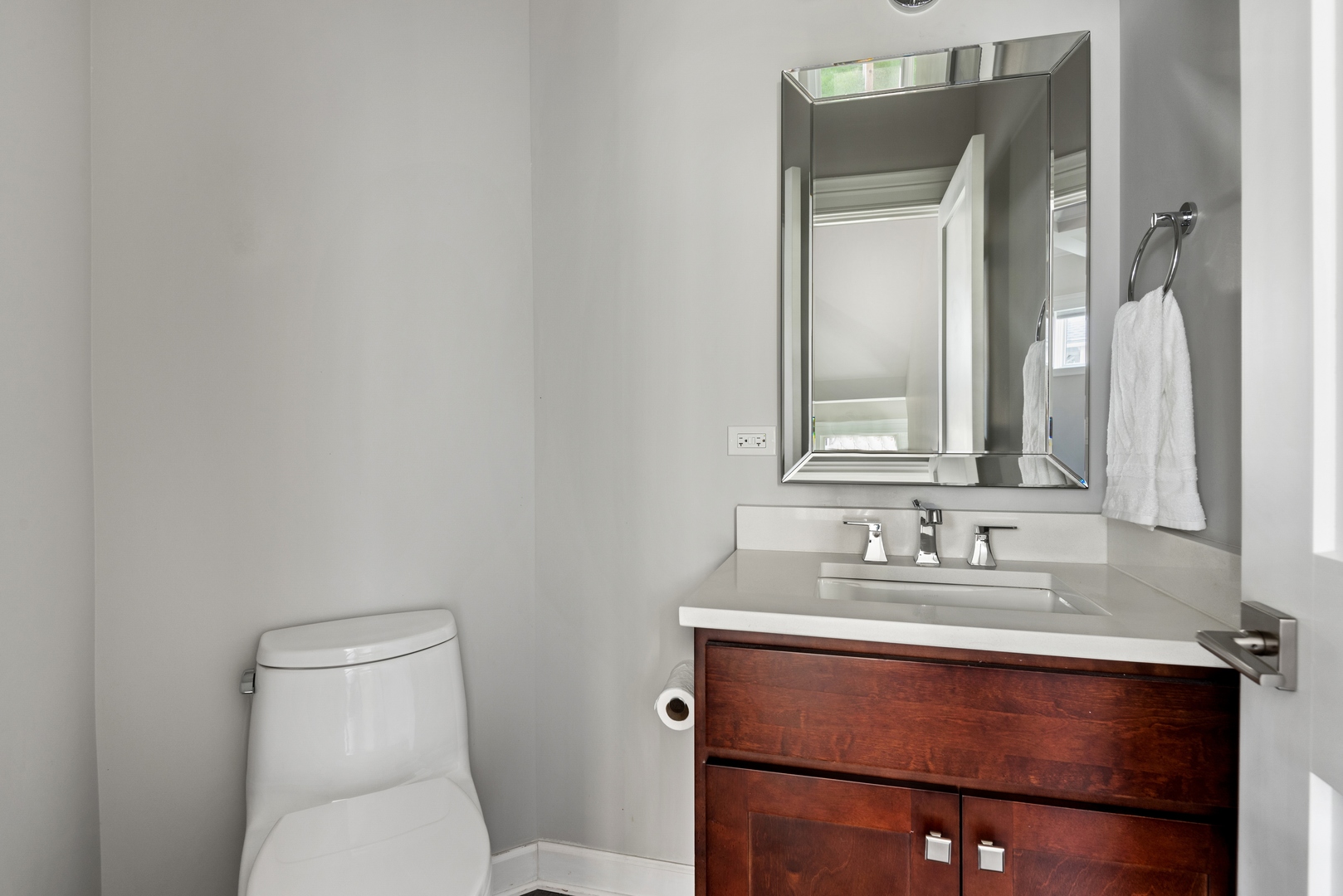 707 Harvard Street Wilmette, IL 60091 - Photo 21 of 43