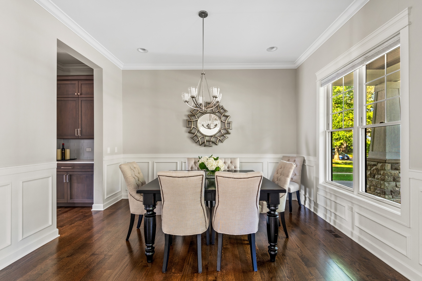707 Harvard Street Wilmette, IL 60091 - Photo 7 of 43