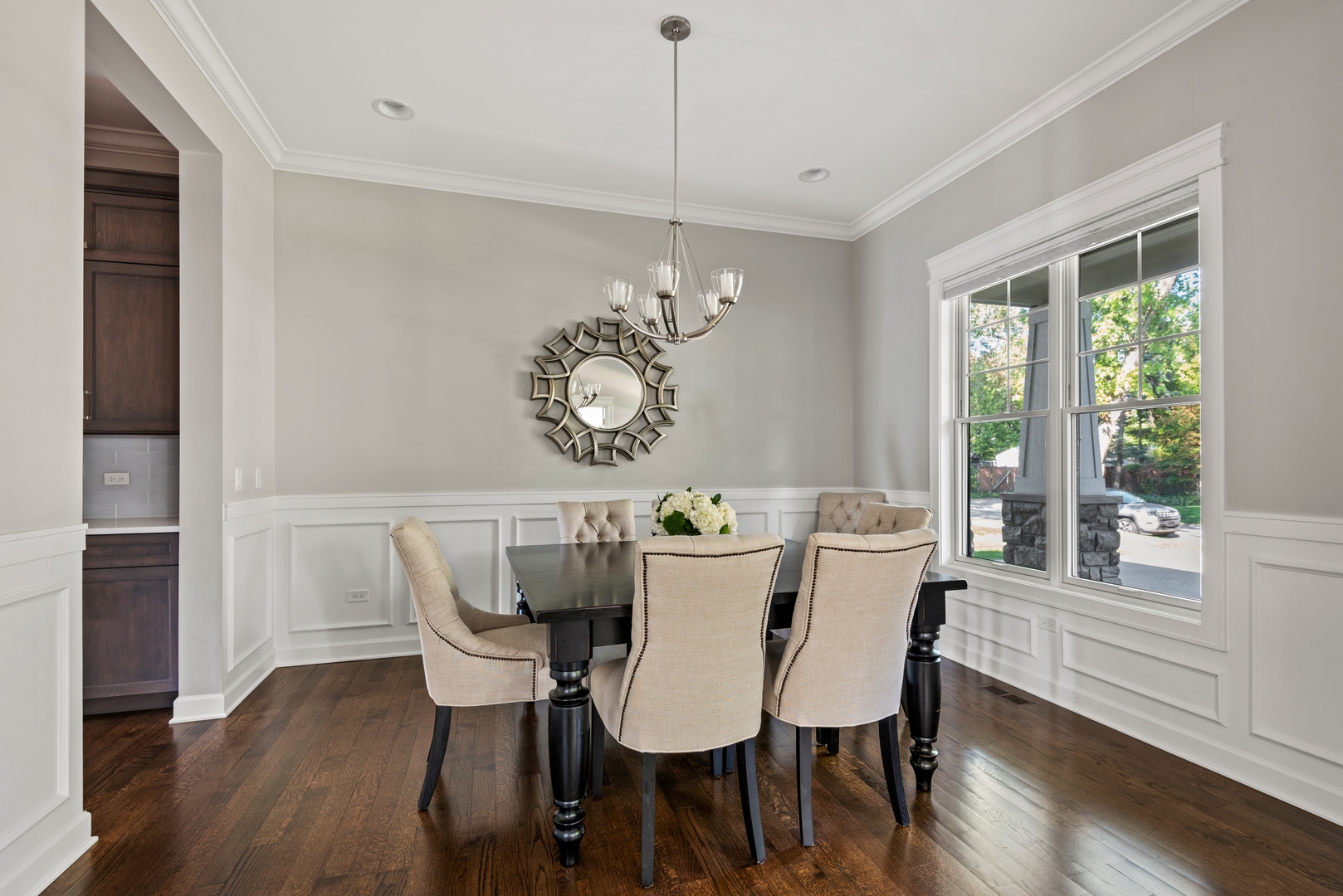 707 Harvard Street Wilmette, IL 60091 - Photo 8 of 43