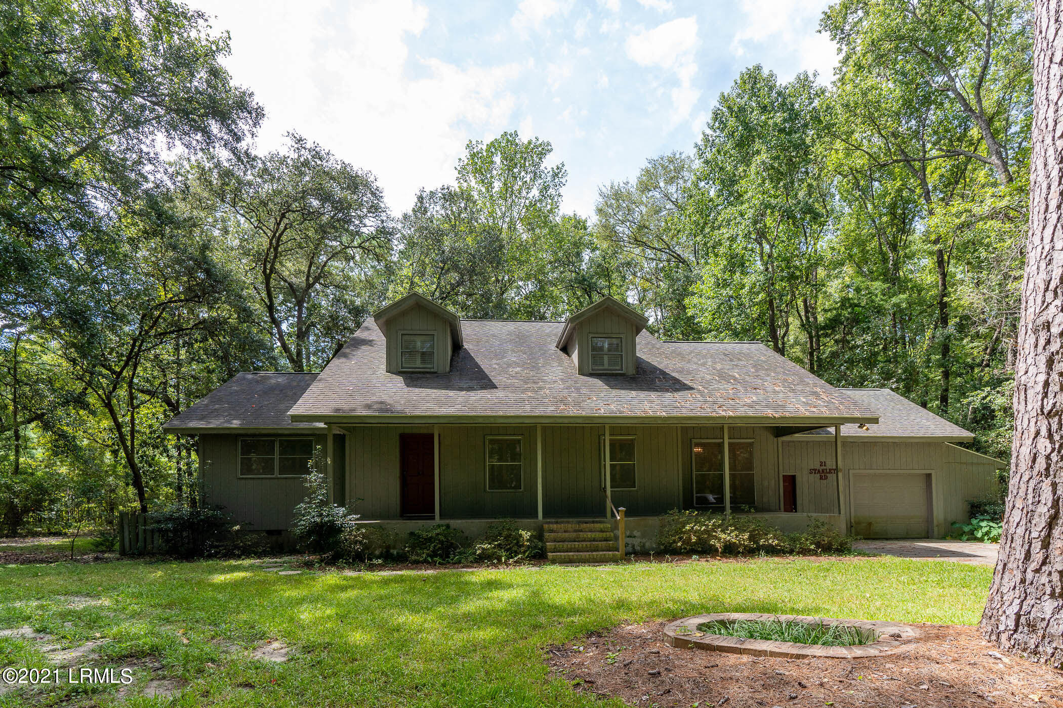 21 Stanley Road Beaufort, SC 29906 - Photo 1 of 23 ASD05644