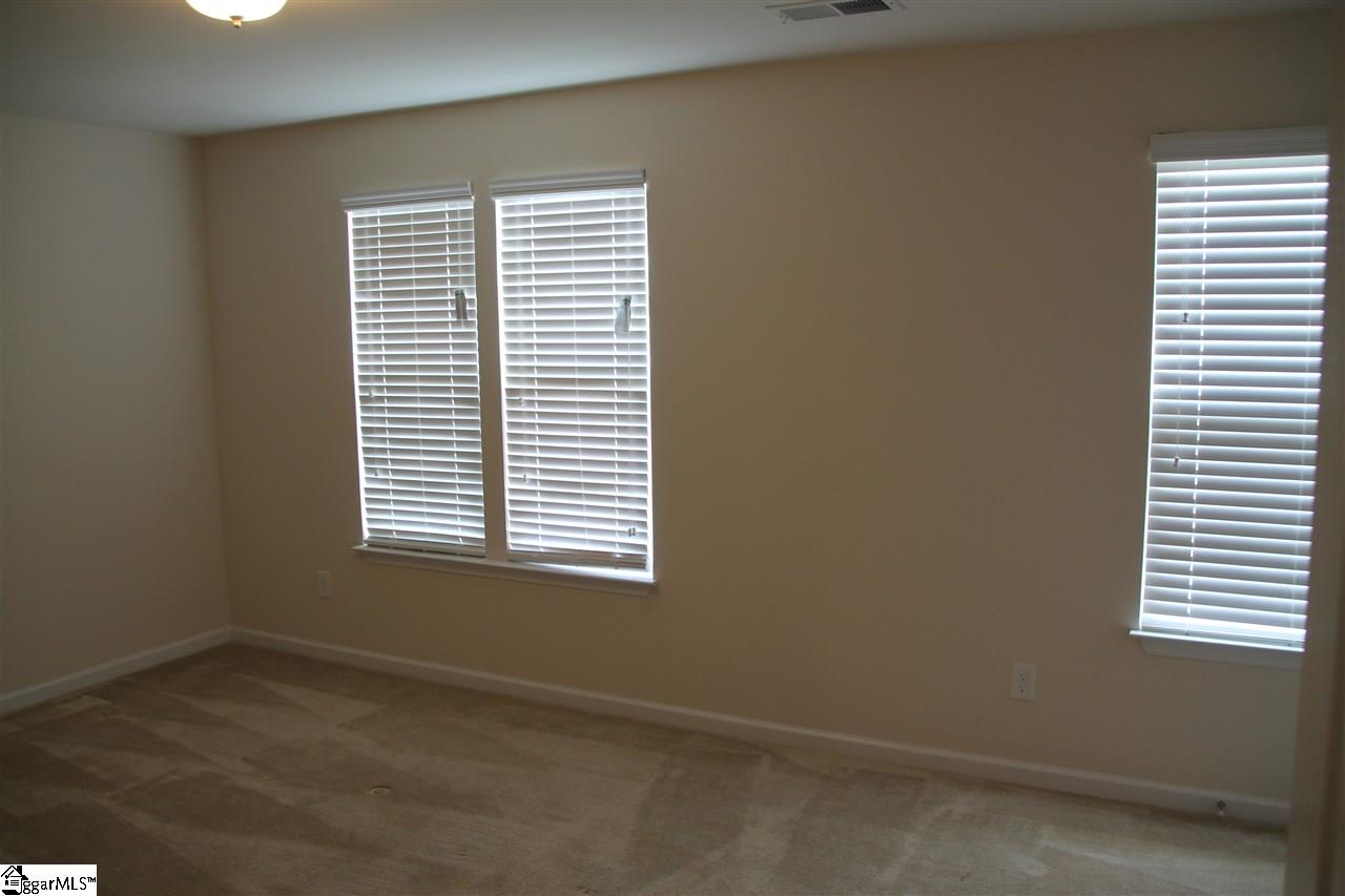 27 Granite Lane Greenville, SC 29607 - Photo 18 of 32 Gallery Image 18