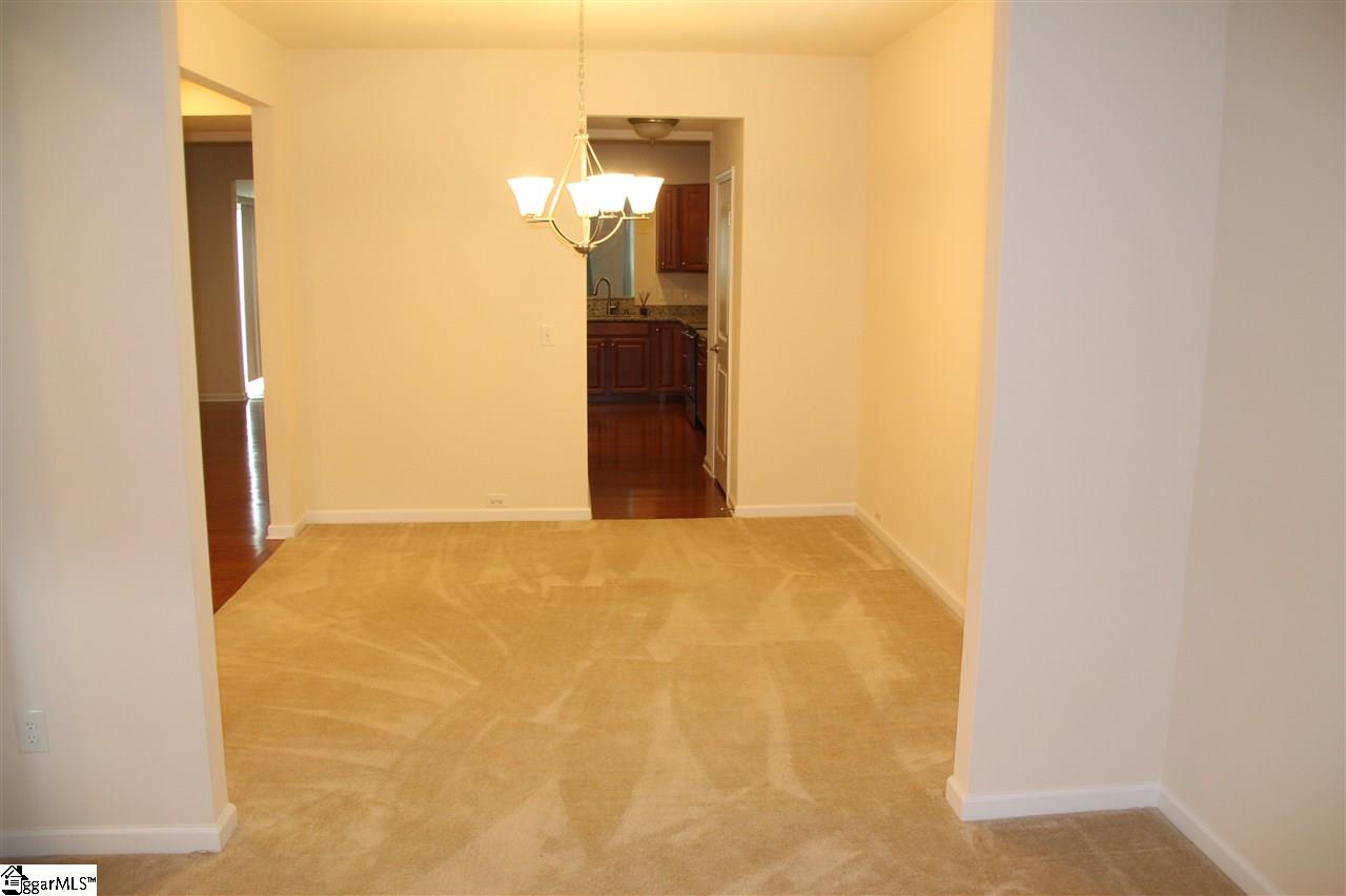 27 Granite Lane Greenville, SC 29607 - Photo 5 of 32 Gallery Image 5
