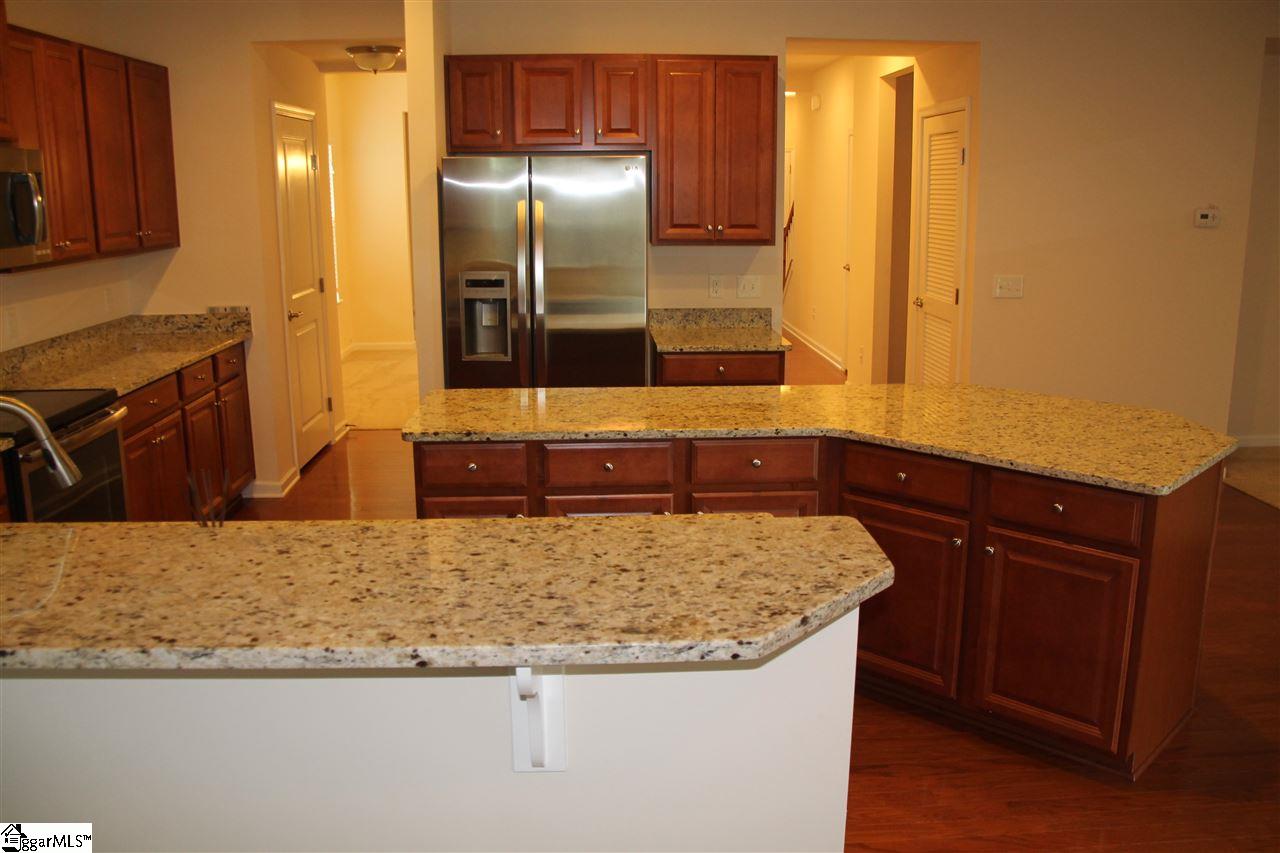 27 Granite Lane Greenville, SC 29607 - Photo 7 of 32 Gallery Image 7