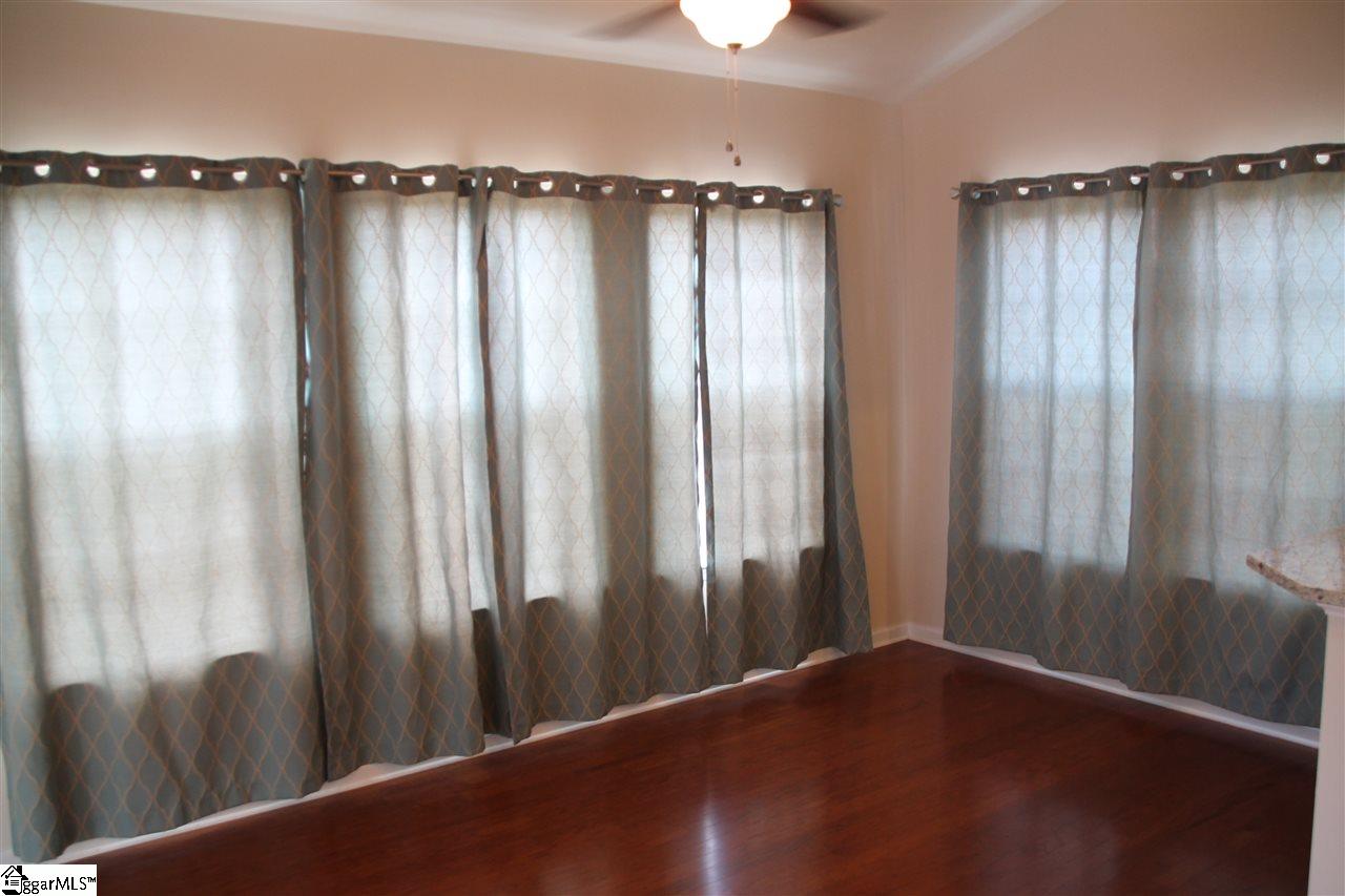 27 Granite Lane Greenville, SC 29607 - Photo 10 of 32 Gallery Image 10