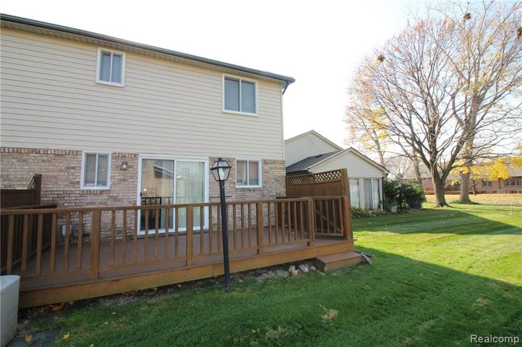45571 Ledgewood Street Macomb, MI 48044 - Photo 8 of 27