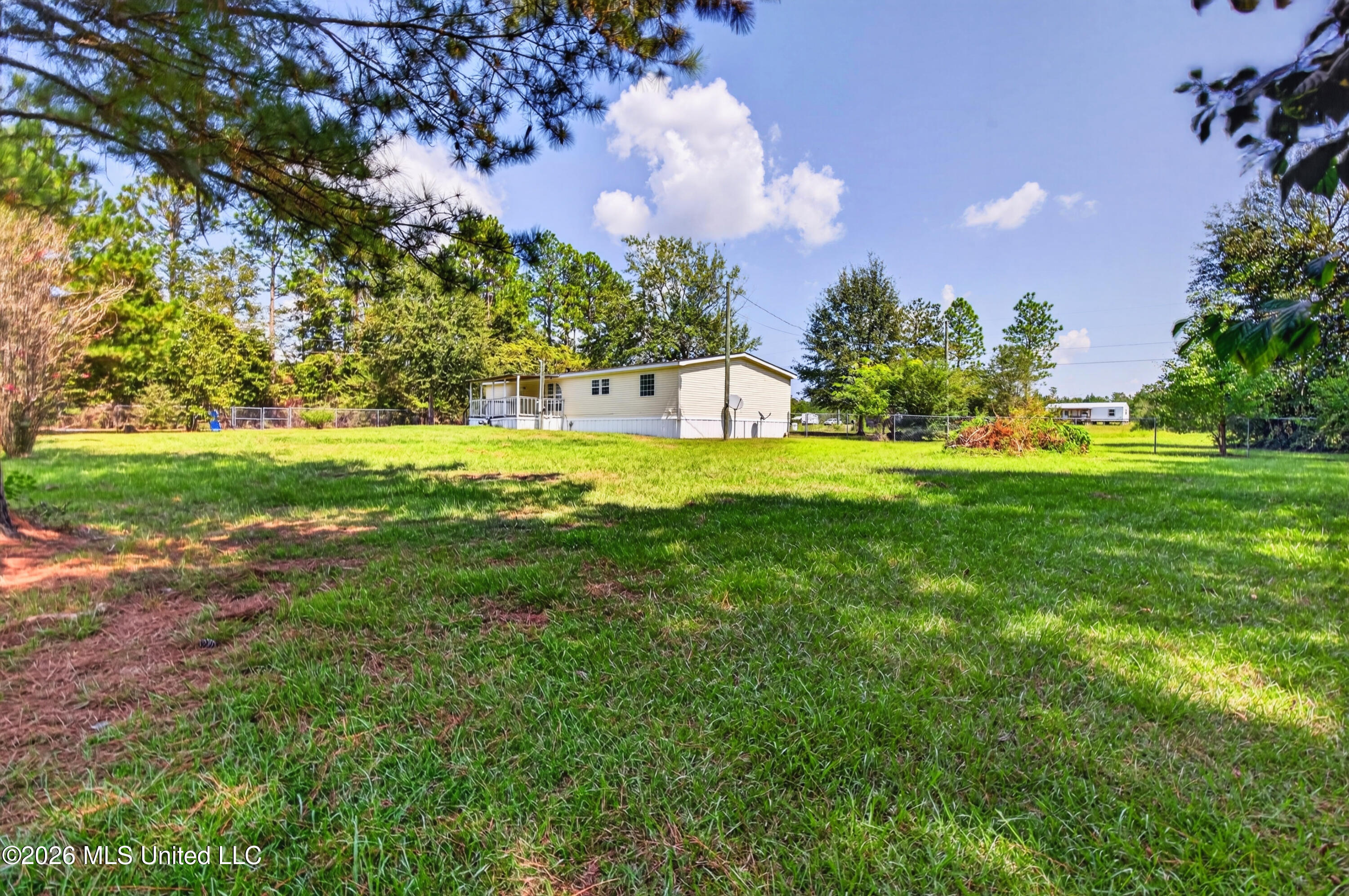91 Lake Road McHenry, MS 39561 - Photo 9 of 31 91LakeRd.-40_Original