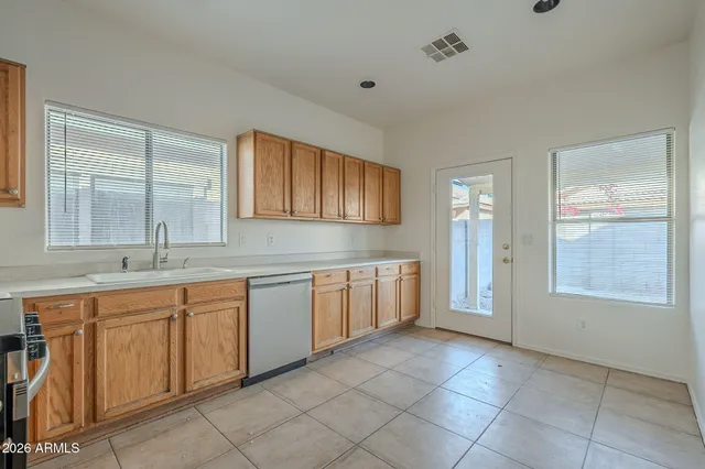 $1,850 | 125 North 22nd Place, Unit 127, Mesa, AZ 85213