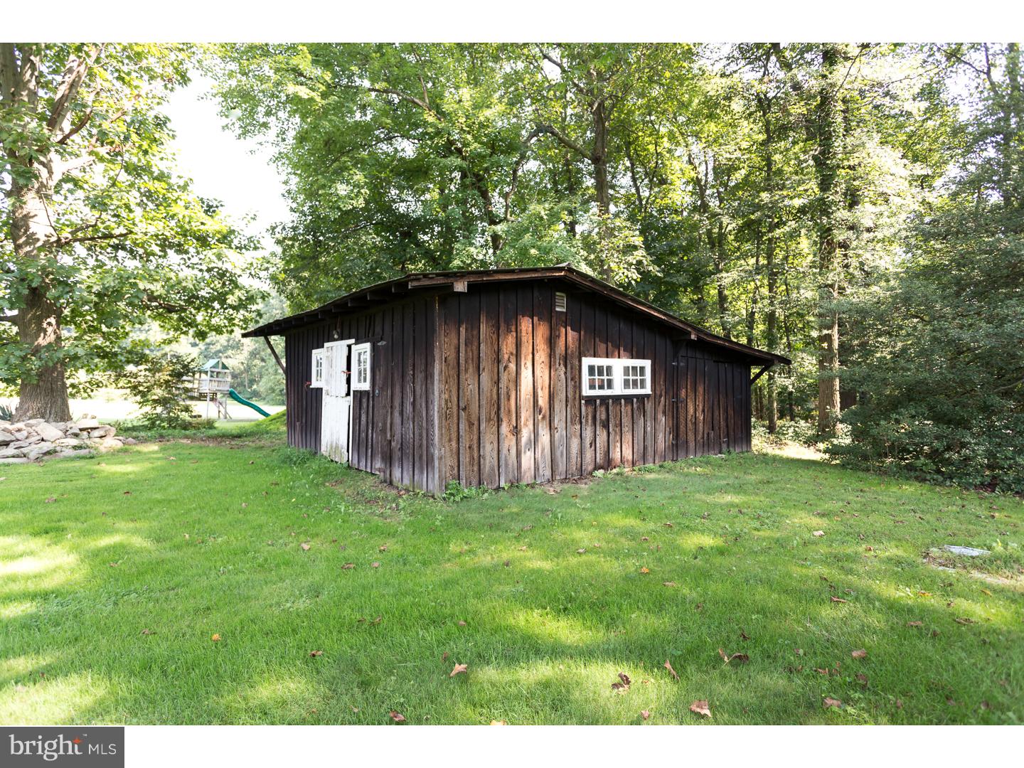 2405 Hopewell Road Elverson, PA 19520 - Photo 19 of 21 Gallery Image 19
