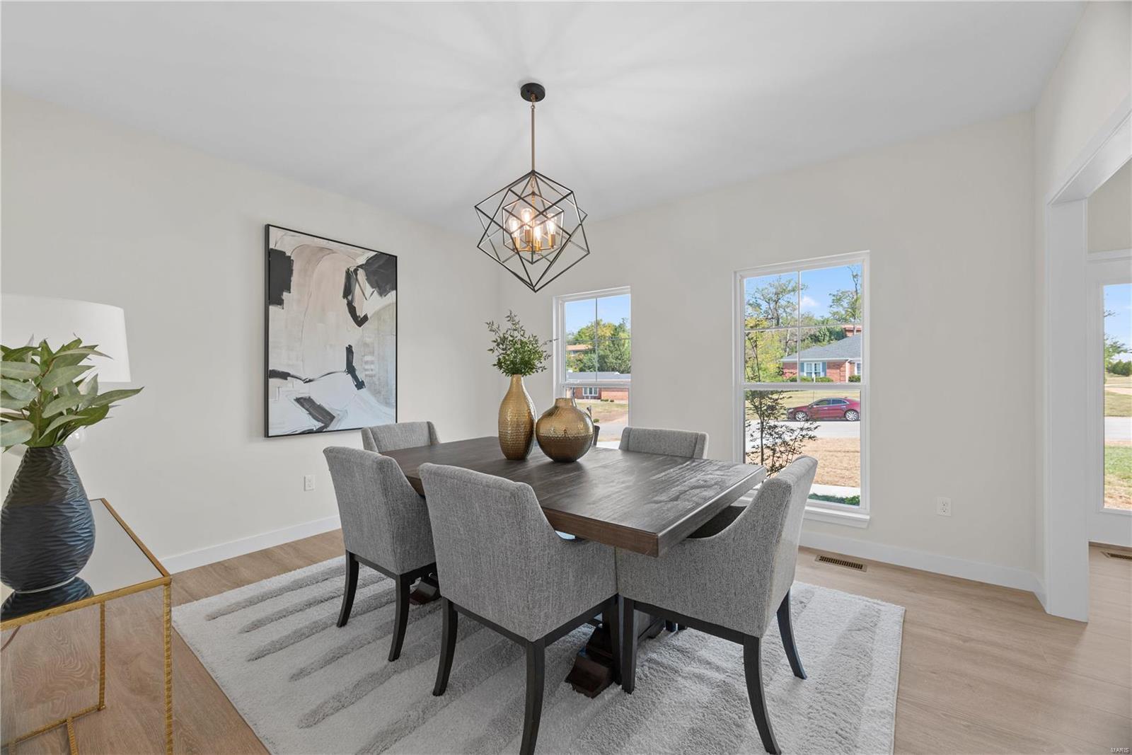 401 Mayfair Drive Ballwin, MO 63011 - Photo 12 of 31