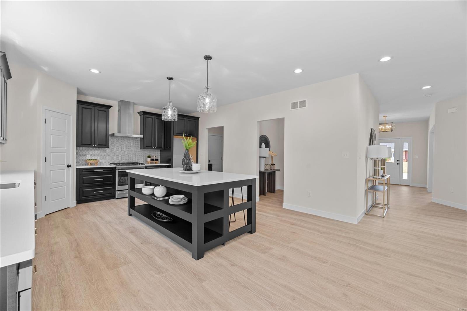 401 Mayfair Drive Ballwin, MO 63011 - Photo 15 of 31