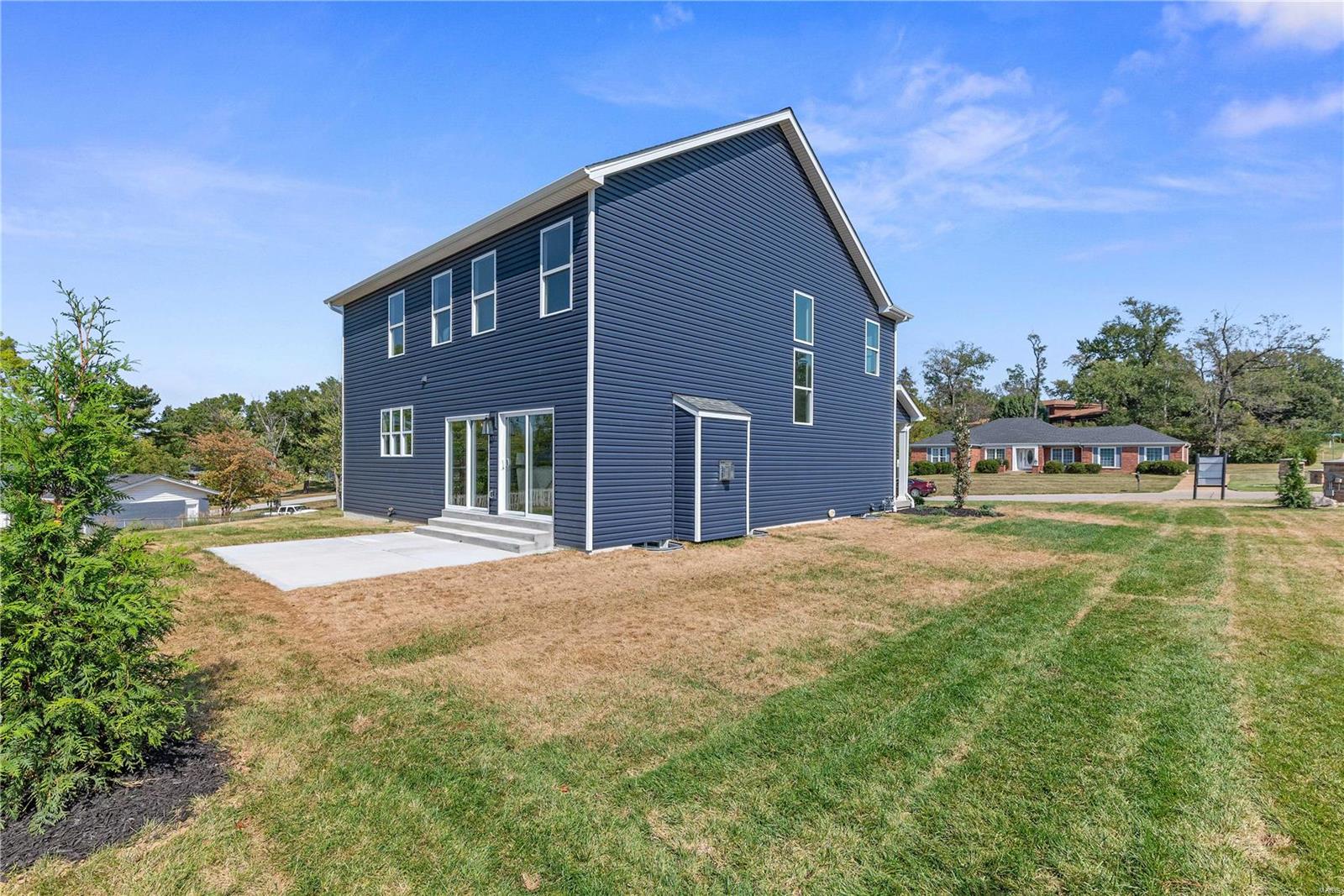 401 Mayfair Drive Ballwin, MO 63011 - Photo 8 of 31