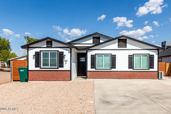 $1,750 | 2210 East Alta Vista Road, Phoenix, AZ 85042