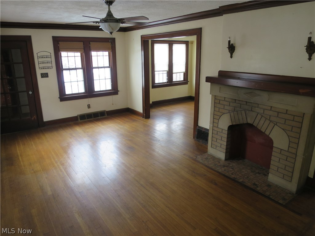 4542 Lilac Road Cleveland, OH 44121 - Photo 5 of 20
