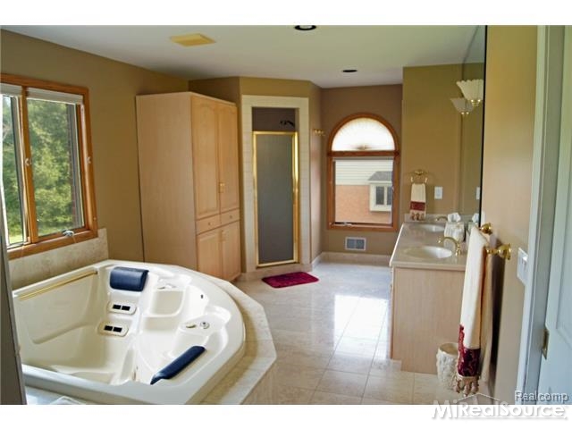 60576 Balmoral Way Rochester, MI 48306 - Photo 27 of 29 Gallery Image 27