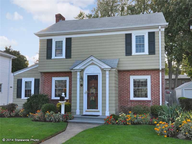 237 Woodhaven Road Pawtucket, RI 02861 - Photo 1 of 25 Other.