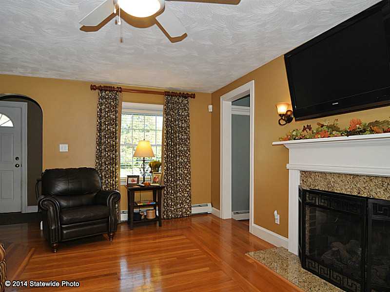 237 Woodhaven Road Pawtucket, RI 02861 - Photo 4 of 25 Other.