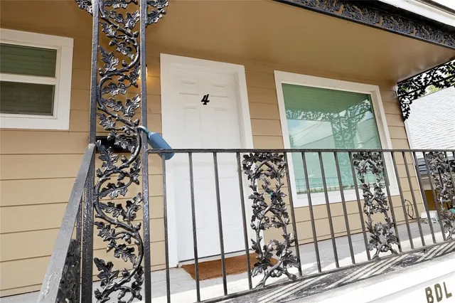 $845 | 808 1/2 West Main Street, Unit 3, Houston, TX 77006