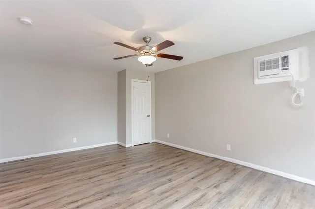 $845 | 808 1/2 West Main Street, Unit 3, Houston, TX 77006