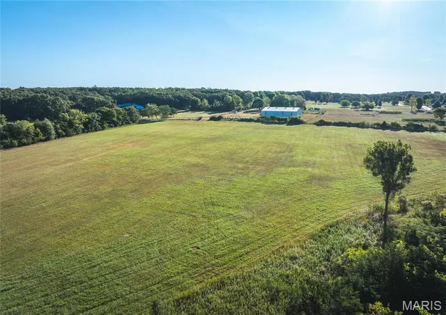 $1 | Mm-tract 3 Lebanon Mo 65536, Lebanon, MO 65536
