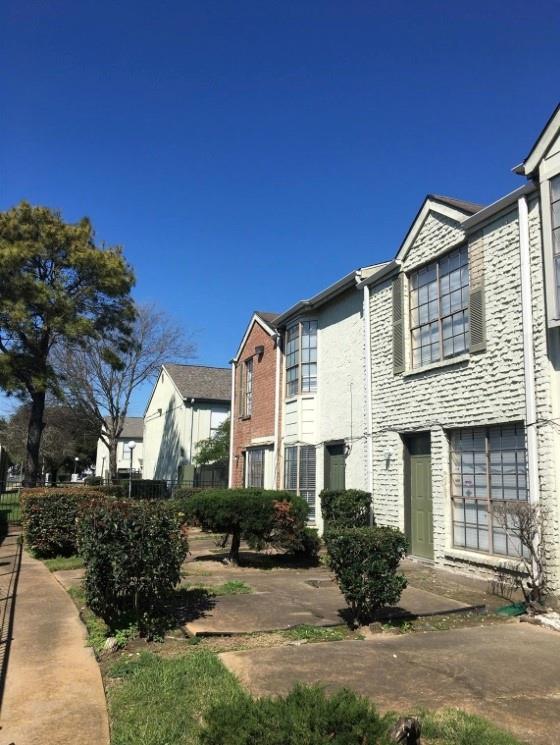 8711 Village Of Fondren Unit 8711  