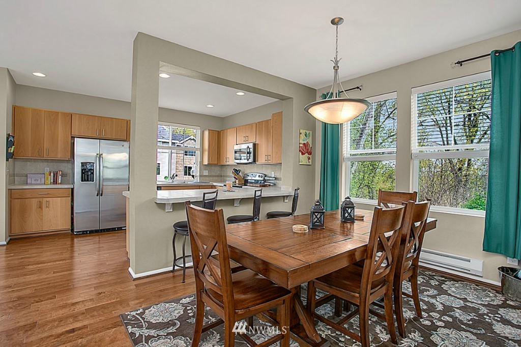 6440 High Point Drive Southwest Seattle, WA 98126 - Photo 8 of 25 Gallery Image 8