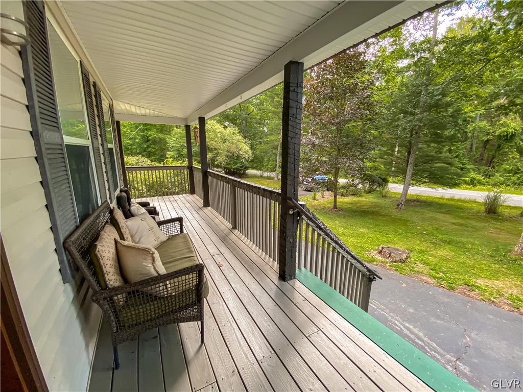 109 Koerners Road Cresco, PA 18326 - Photo 5 of 43 Gallery Image 5