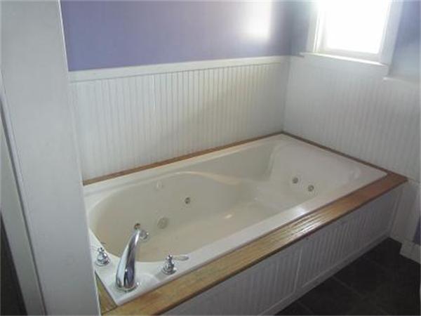 231 Sconticut Neck Road Fairhaven, MA 02719 - Photo 14 of 21 Gallery Image 14