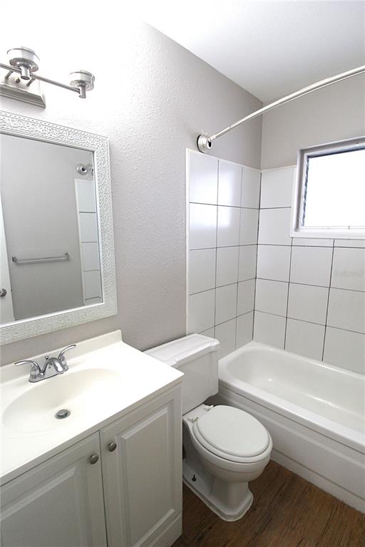 3001 Bee Ridge Road, Unit 202 Sarasota, FL 34239 - Photo 7 of 18