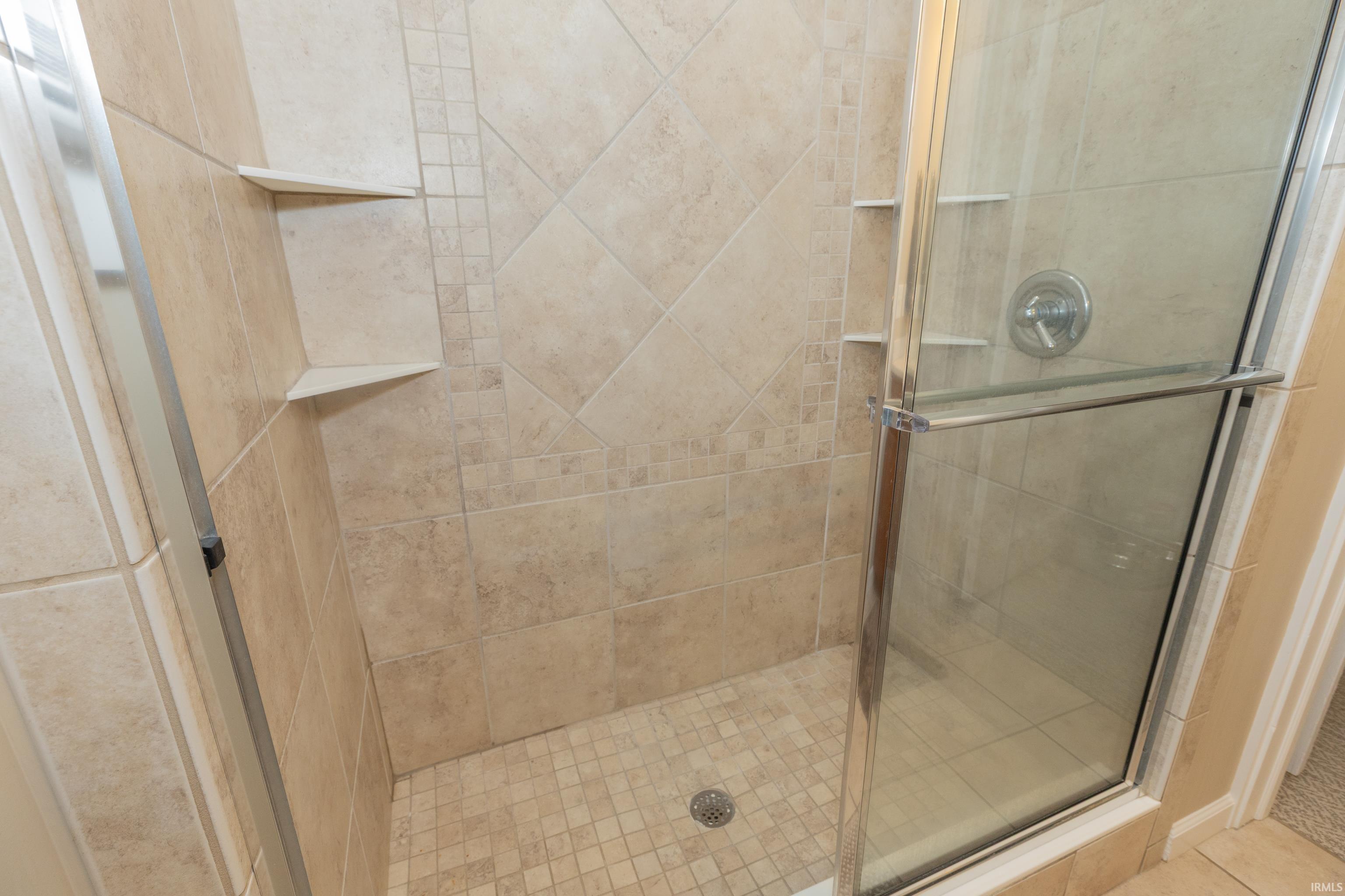 116 Sycamore Street Newburgh, IN 47630 - Photo 15 of 34